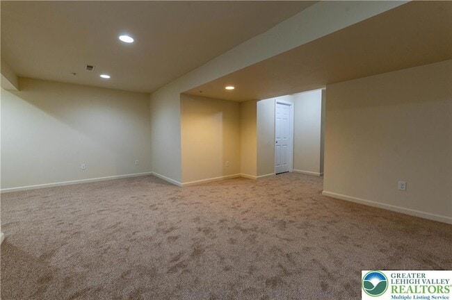 Building Photo - 241 Snapdragon Way