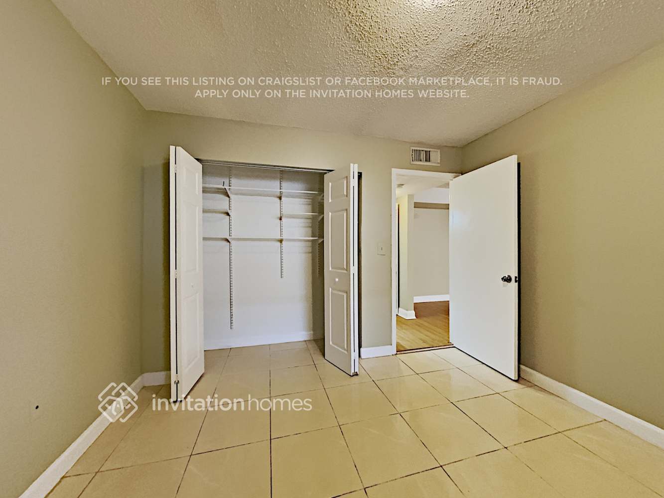 Building Photo - 10420 SW 67th St