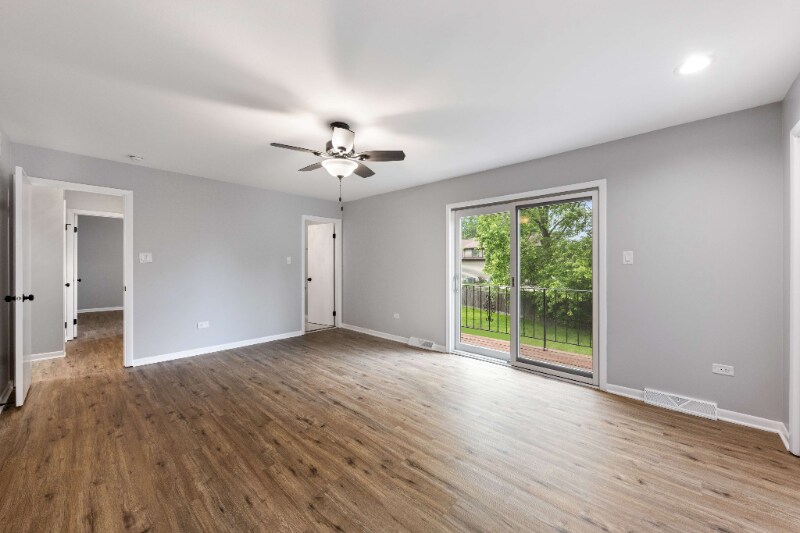 Building Photo - 13723 S Mallard Dr