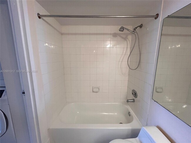 Building Photo - 7601 E Treasure Dr