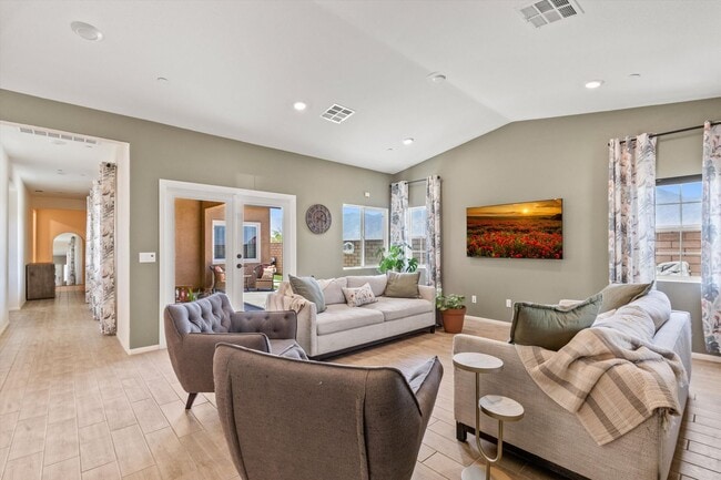 Building Photo - Elegant Corner-Lot Home in the Verano Comm...