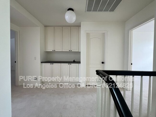 Building Photo - 2801 Sepulveda Blvd