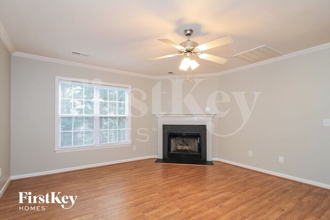 Building Photo - 6135 Birkdale Dr
