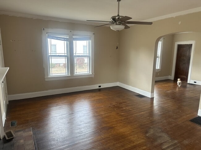 Building Photo - 406 North Main St