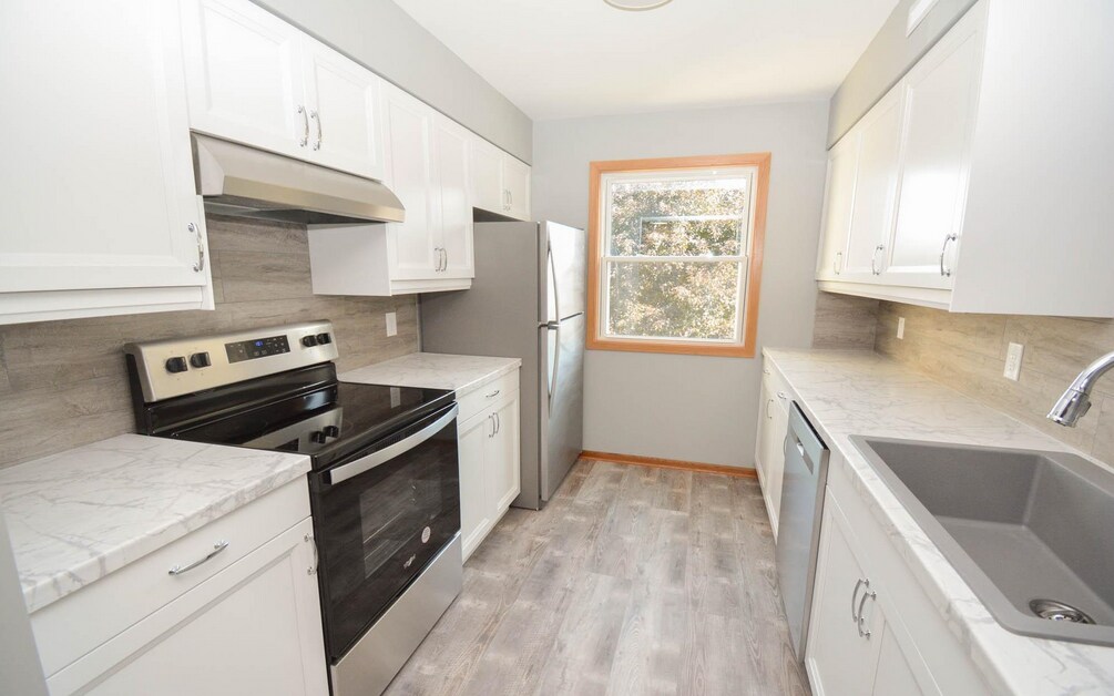 Building Photo - 607 19th St NW