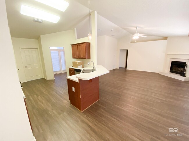 Building Photo - 11801 Balsam Ct