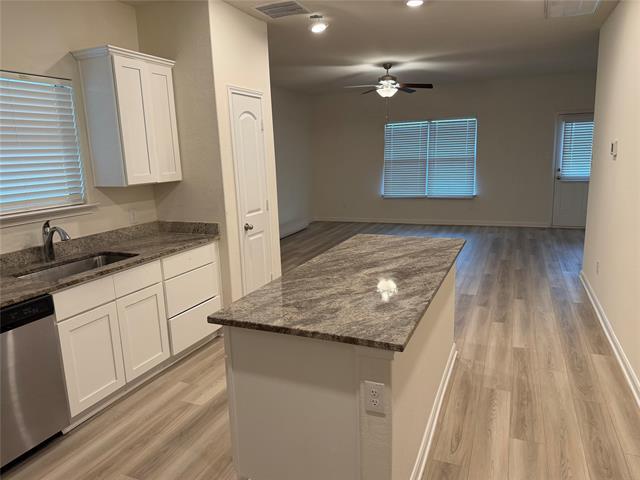 Building Photo - 327 Stone Ct