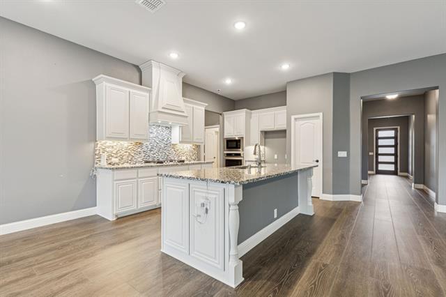 Building Photo - 300 Navo Rd