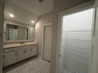 Building Photo - 205 E Barred Owl Dr