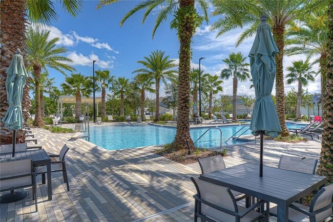 Building Photo - 2828 Posada Ln