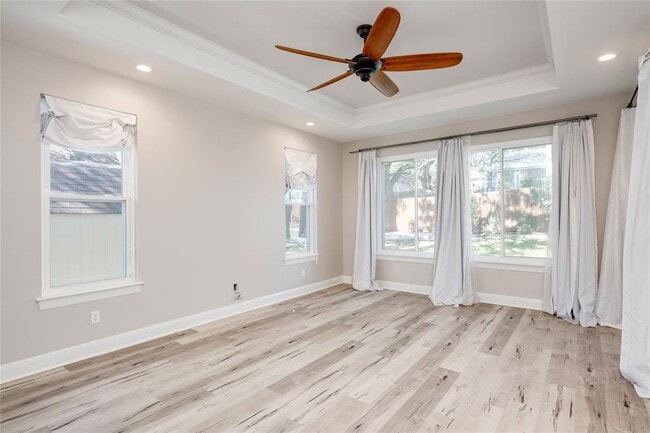 Building Photo - 12600 River Bend