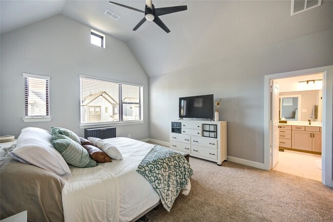 Building Photo - 11718 Cibolo Cyn Rd