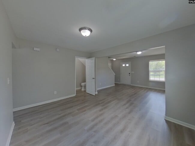 Building Photo - 414 Grand National Ln
