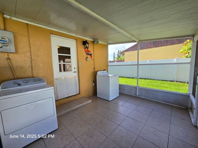 Building Photo - 3530 S 55th Ave