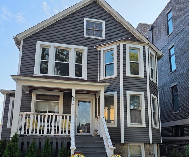 Primary Photo - 1397 Brown St