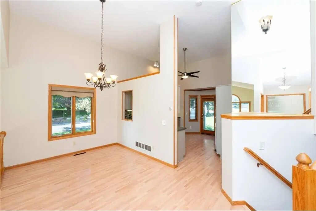 Building Photo - 973 Wildflower Ct