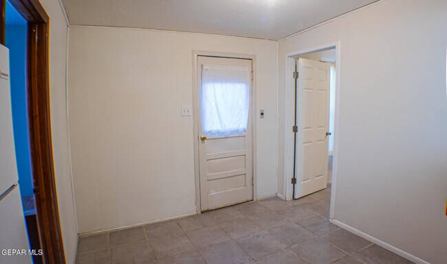 Building Photo - 3723 Memphis Ave