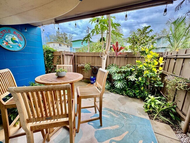 Building Photo - Available Now | Fully Furnished 1 Bedroom,...