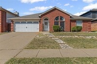 Building Photo - 4215 Bent Oaks Dr
