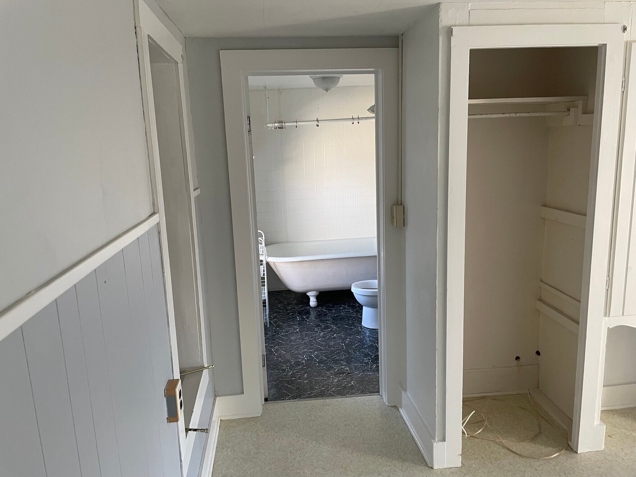 Bathroom - 450 3rd Ave