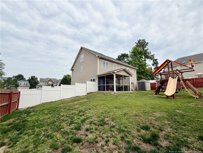 Building Photo - 35 Ambrose Point