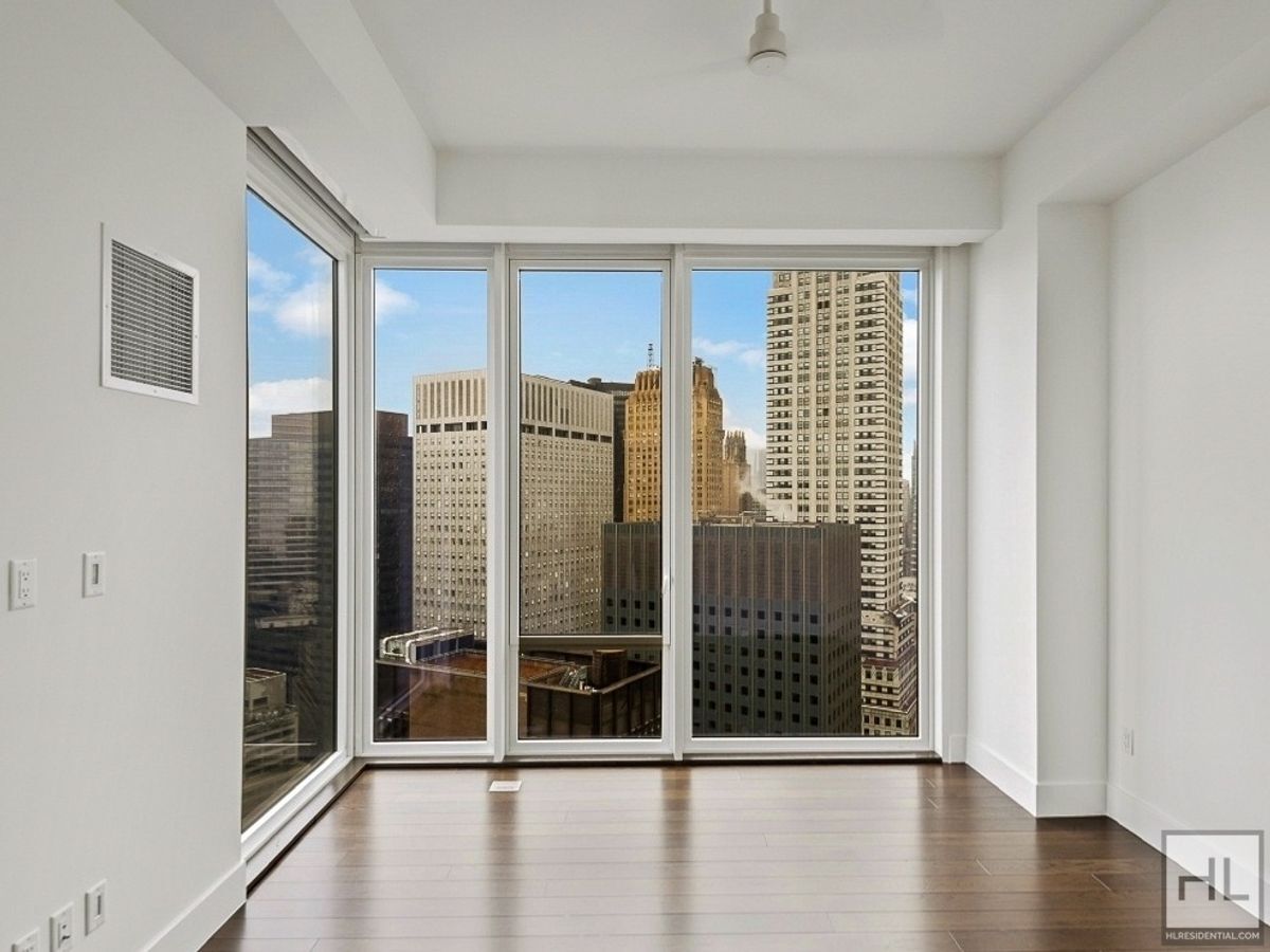 East 44th Street 222 E 44th St - East 44th Street New York Ny Building Photo