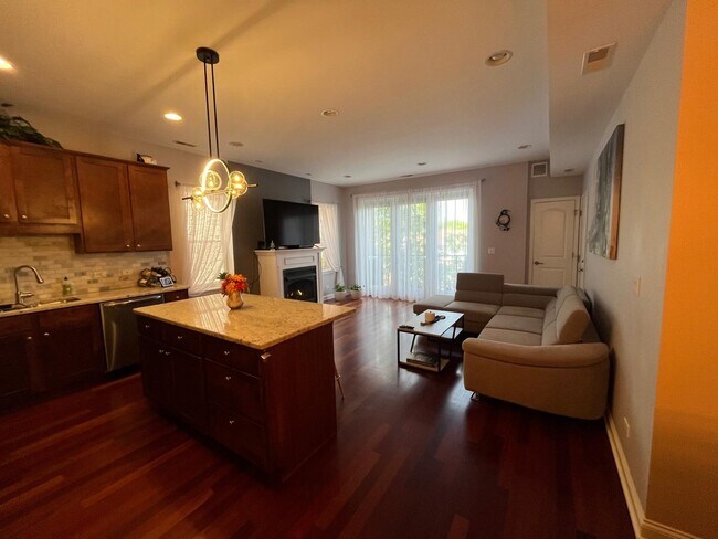Building Photo - 3016 N Harlem Ave