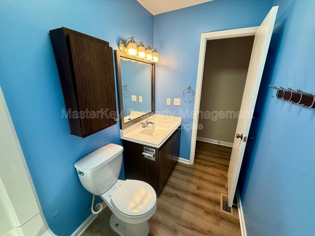 Building Photo - 104 Finley Forest Dr