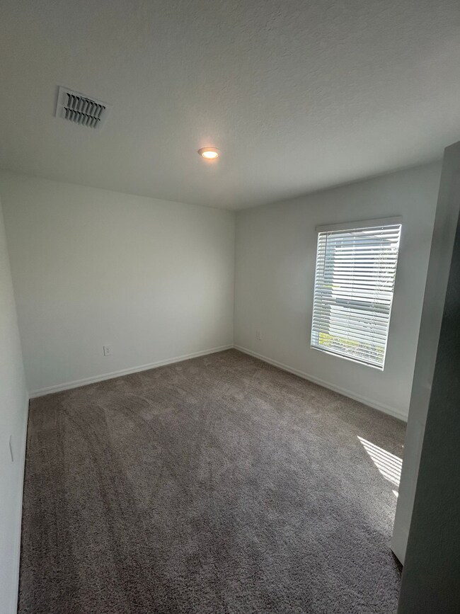 Building Photo - Charming rental home in Bartow!