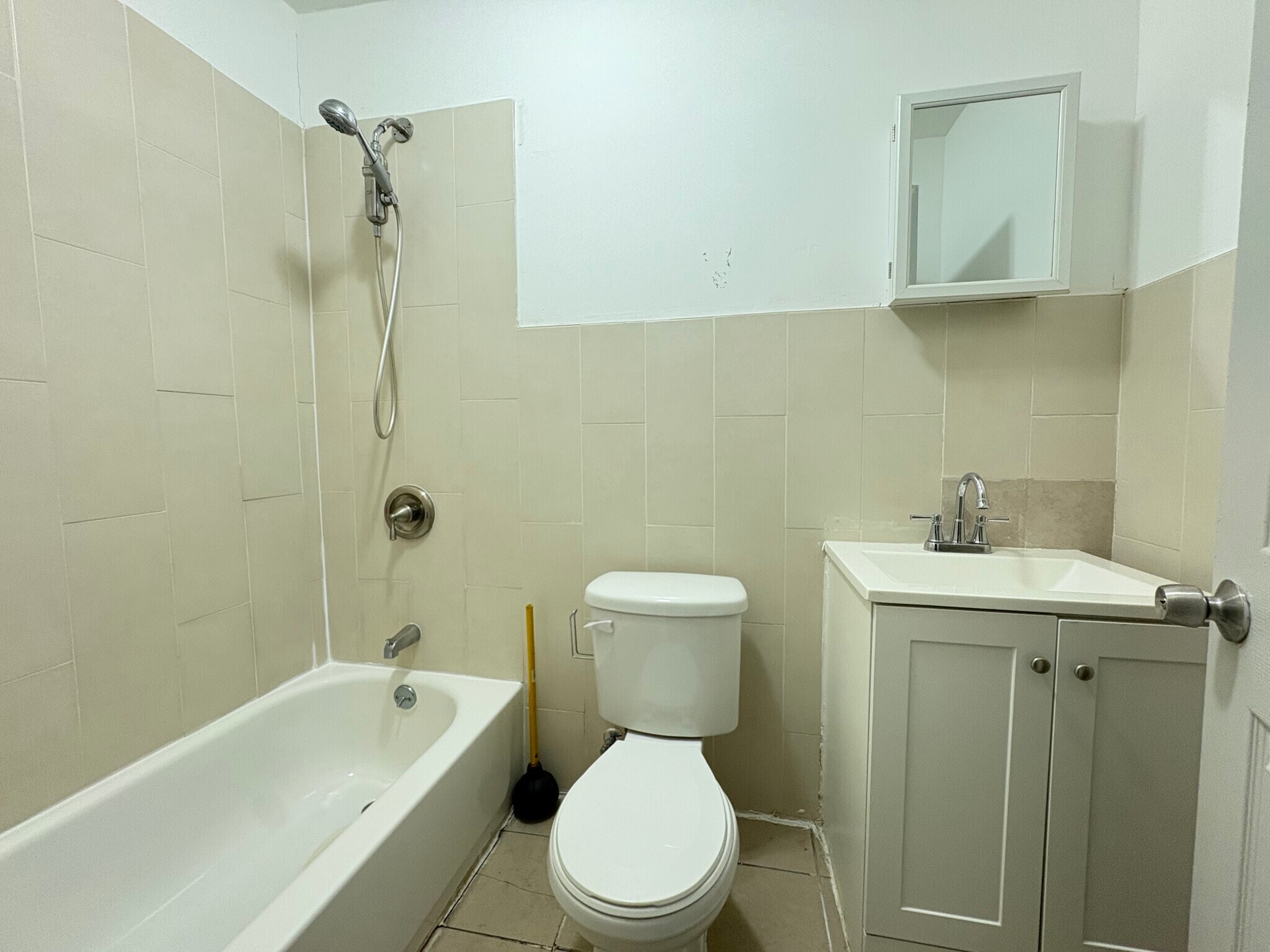 Unit 1 - 25 Bergen Ave