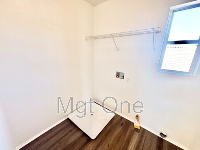 Building Photo - 16893 Tack Ln