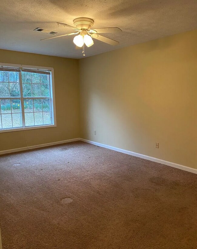 Building Photo - 1006 N 1st St