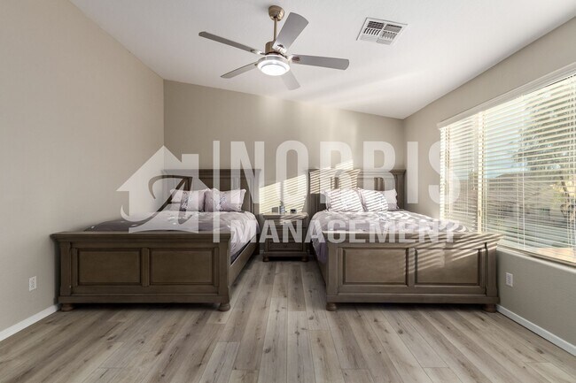 Building Photo - Beautiful Large Furnished Home w/A Pool