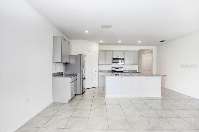 Building Photo - 1125 Torrente Ln