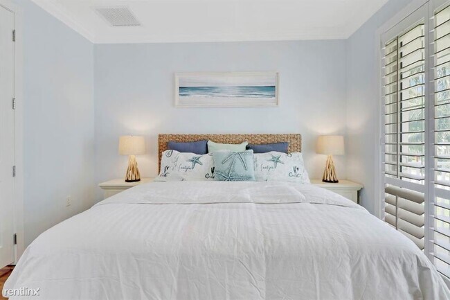 Building Photo - 3 br, 2.5 bath House - 1379 Ramsey Way