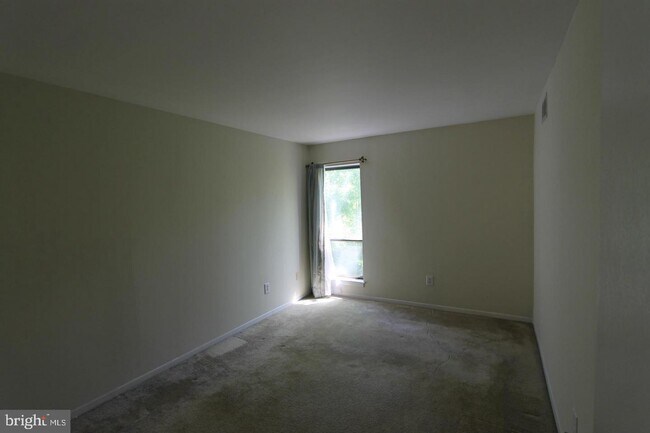 Building Photo - 8509 Barrington Ct