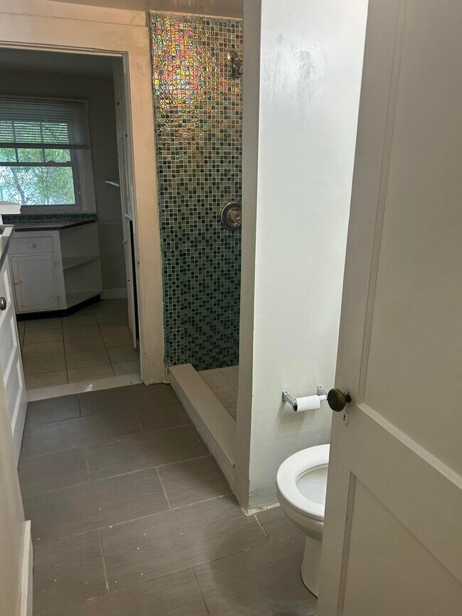 Building Photo - 431 S M St