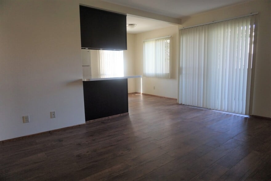 Bree Manor 1515 Broadway El Cajon CA 92021 Apartment Finder