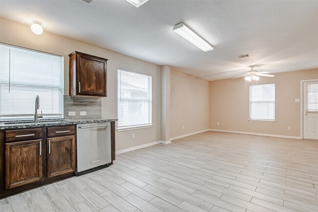 Building Photo - 10822 Cane Grove Ln