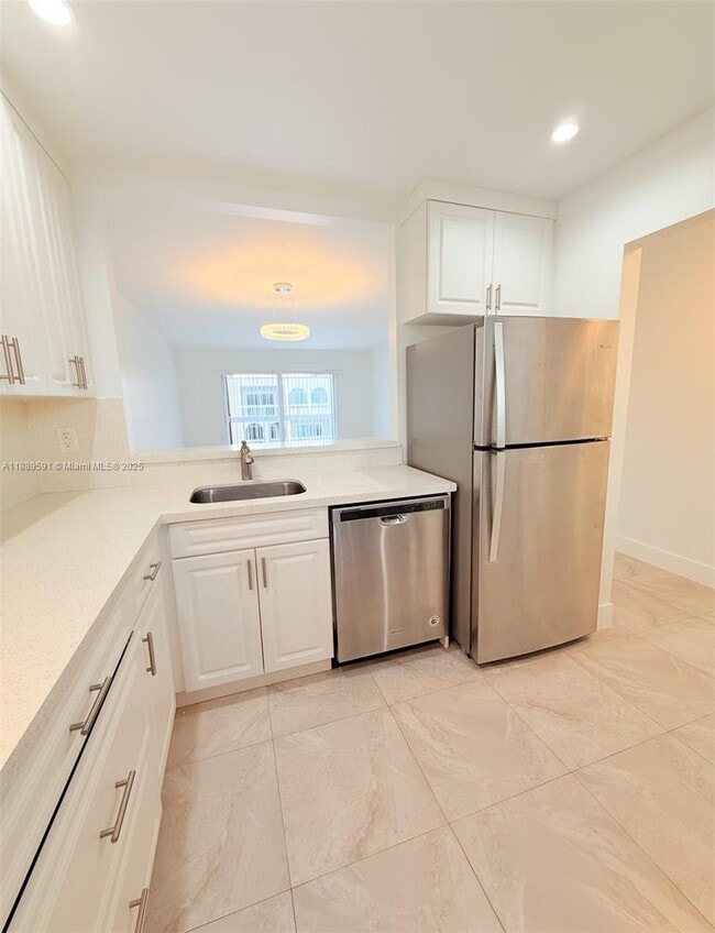 Building Photo - 7825 Camino Real