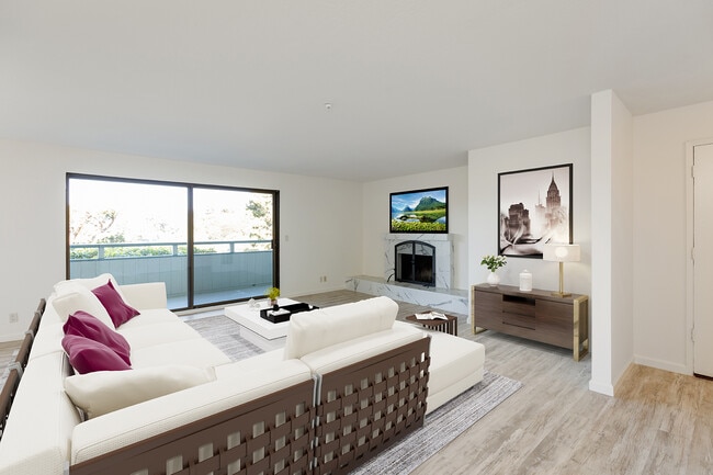 Building Photo - 48 Lyford Dr