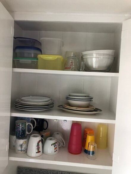 Plates ready to use - 45-217 Lilipuna Rd