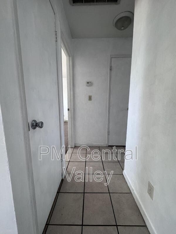 Building Photo - 8920 N El Dorado St