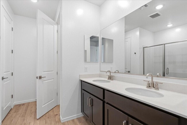 Building Photo - 25520 N 75th Ln