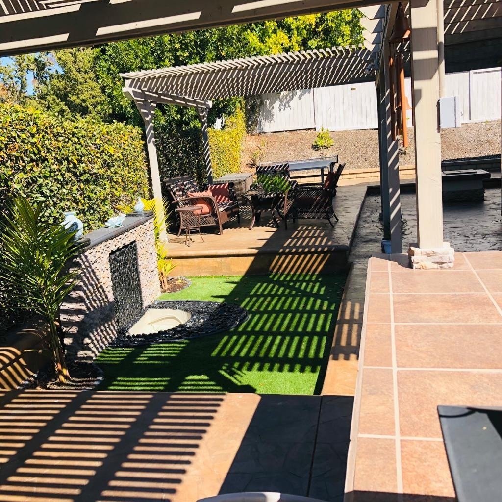 Building Photo - 24641 Ashland Dr