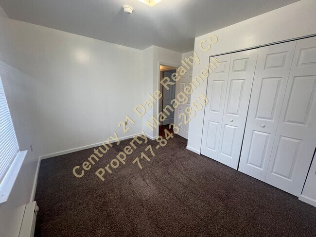 Building Photo - 225-227 Bowers Bridge Rd