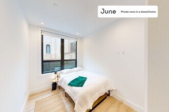 Building Photo - Room in Shared 4 bed/2 bath home in Dupont Circle