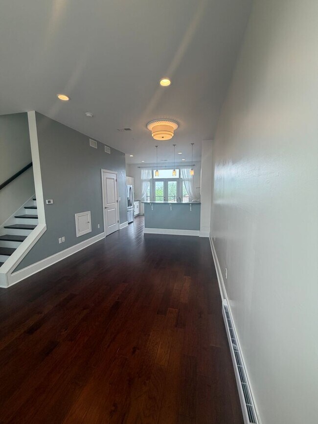 Building Photo - Luxury 3 Bedroom Condo in the Heart of Lawrenceville