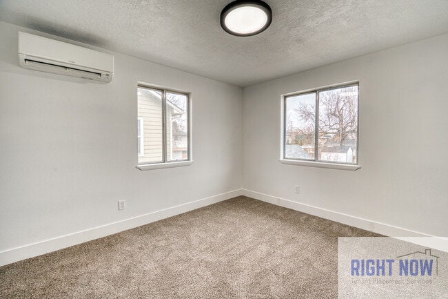 Building Photo - 918 N 32nd St