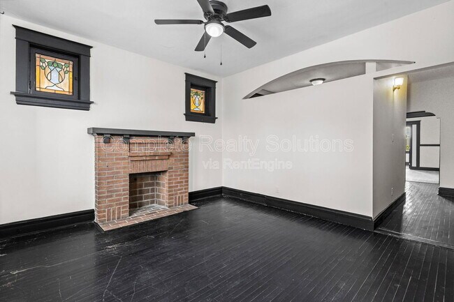 Building Photo - 4301 S 38th St